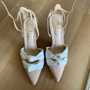 *Brand new* Lulus pointed toe nude and white heels